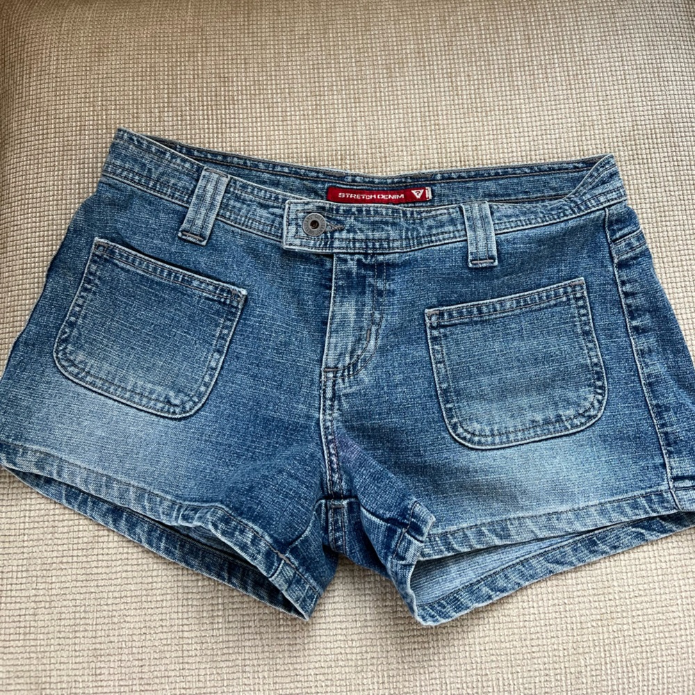 Guess vintage low rise shorts